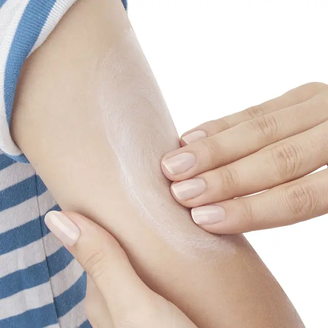 VICHY Capital Soleil Wet Skin Gel Kids SPF50+ Παιδικό Αντηλιακό Ανθεκτικό στο Νερό με Πολύ Υψηλή Προστασία, 200ml 3