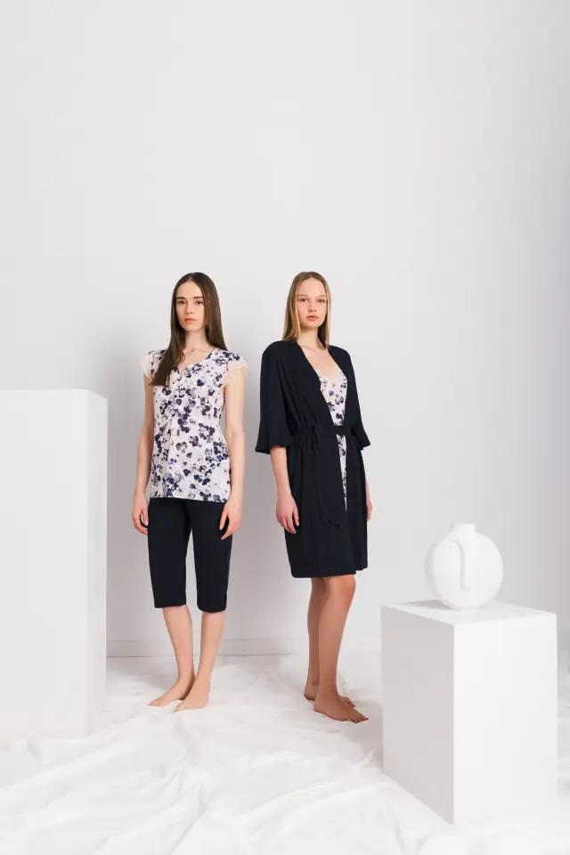 S1370 - Type - PYJAMA CAPRI ELEGANT NIGHTS - M