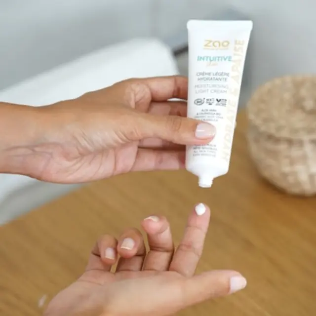 Zao Organic Skin Intuitive Moisturising Light Cream – Βιολογική Ενυδατική κρέμα προσώπου για όλους τους τύπους δέρματος 2