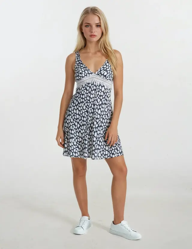S603 - Type - NIGHTGOWN LEOPARD