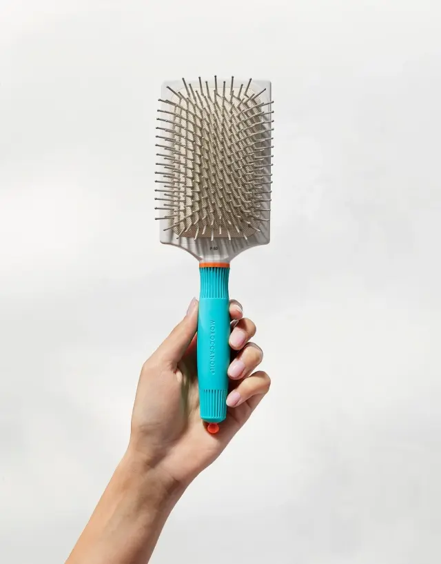 Moroccanoil Paddle Ceramic Ionic Brush Large 2