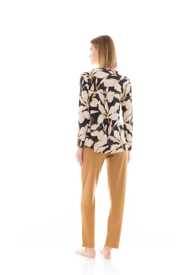 W1333 - Type - PYJAMA GOLD LEAF 3