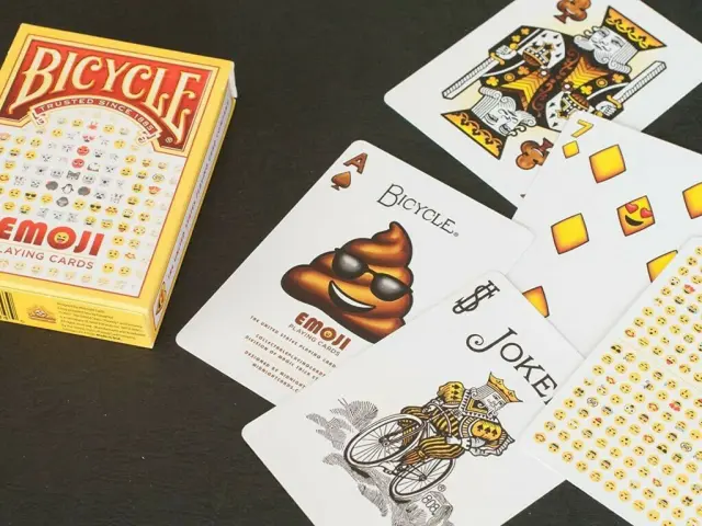 Bicycle Θεματική Τράπουλα / Playing Cards: Emoji 2