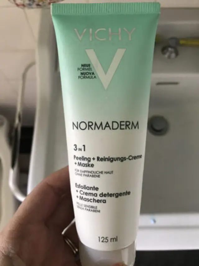Vichy Normaderm cleansing treatment 3-in-1 Scrub + Cleanser + Mask 125 ml