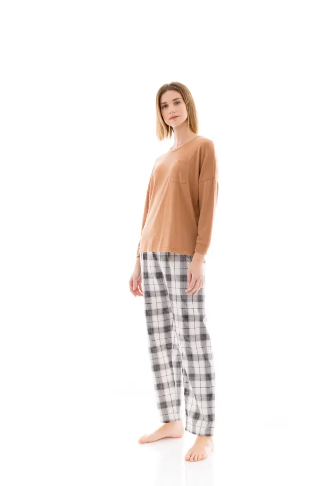 W1421 - Skin - PYJAMA BEIGE -BLACK PLAID 2