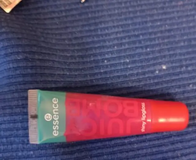 Essence Juicy Bomb Shiny Lip Gloss 10ml 102-Witty Watermelon 3