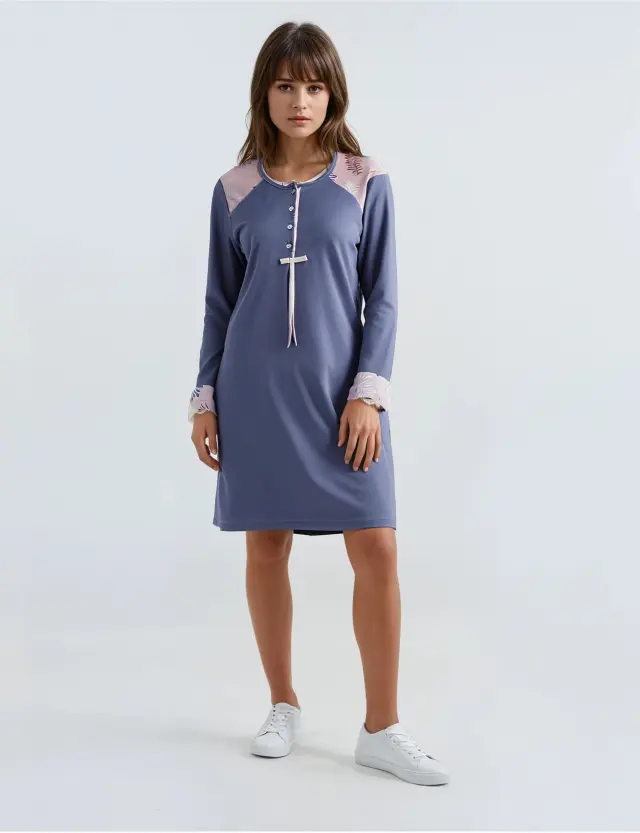 W594 - Type - NIGHTGOWN PURPLE LEAVES