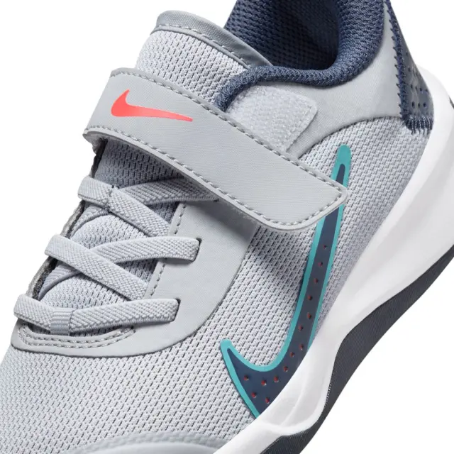 Nike Omni Multi-Court (PS) (DM9026-010) - Γκρί-Μπλέ 2