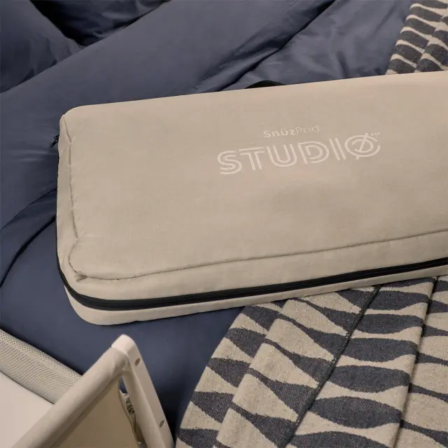 SNUZ SNUZPOD STUDIO TRAVEL BAG 2