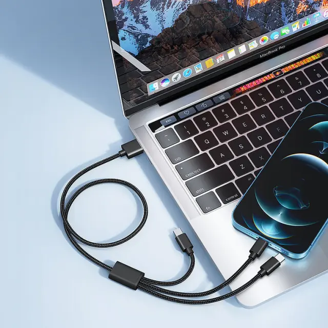 Veger V303 Premium 3-In-1 Charging Cable - 1.5M 3