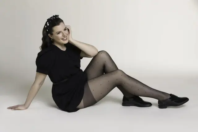 Μαύρο καλσόν πουά για plus size γυναίκες 3