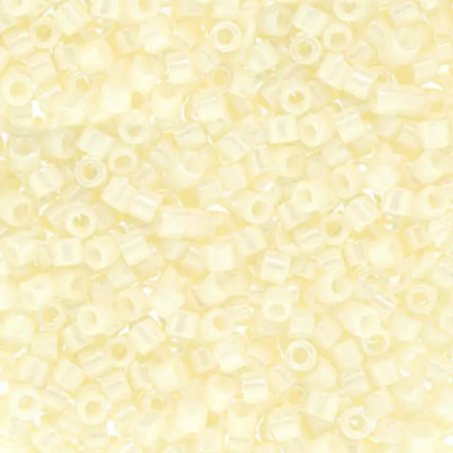 Χάντρα Miyuki Delica 10/0 - DBM0203 - Ceylon Lt.Yellow ~7gr
