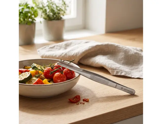 Λαβίδα Chef γενικής χρήσης Victorinox με μήκος 16cm - Silver7.6123