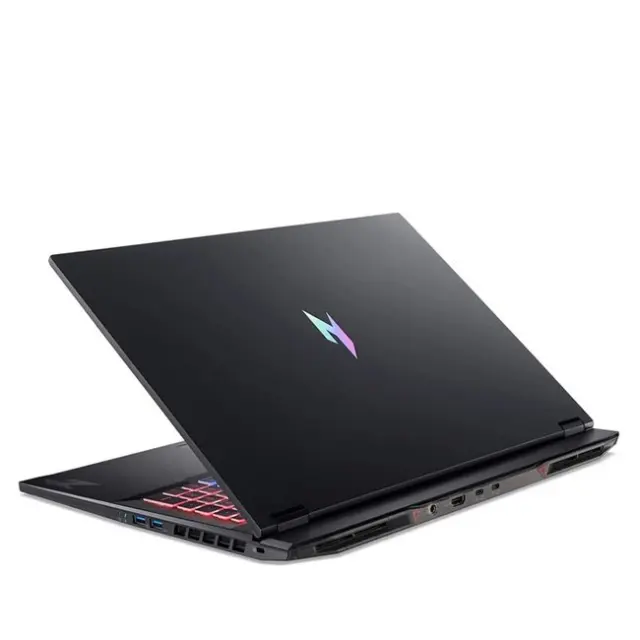 Acer Nitro 18 AI AN18-61 18" Ryzen AI 9 365/RTX 5060/32GB/1TB SSD/W11 Home US-Layout (NH.QYGEP.001) 3