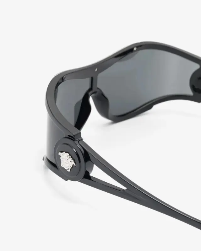 Versace VE4475 GB1/87 Unisex Μαύρα-Λευκά Γυαλιά Ηλίου με Γκρι Φακό - 42 mm 3