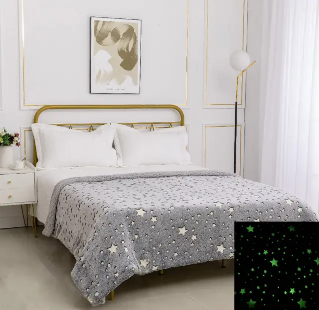 Παιδική φωσφοριζέ κουβέρτα με sherpa star (170cm x 220cm) γκρί - -