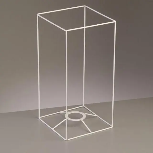 Μεταλλικός Σκελετός για Φωτιστικό h30 / 15x15cm (Δεν περιλαμβάνεται Ντουί και Καλώδιο)