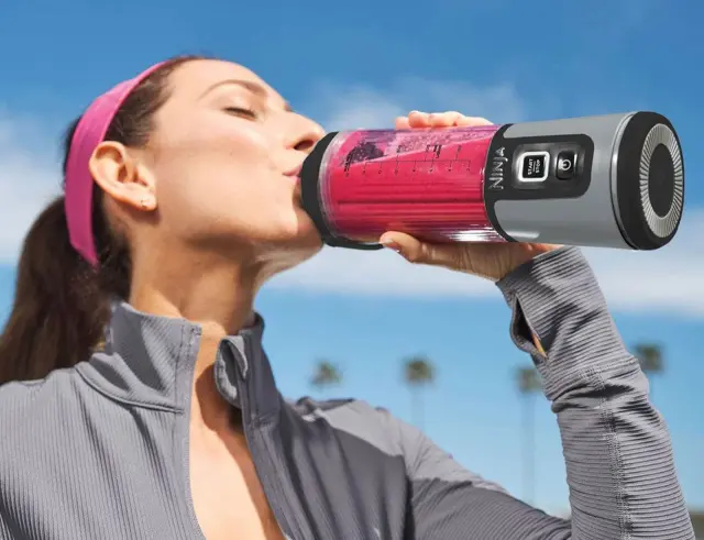Φορητό Μπλέντερ Ninja Blast BC151EUBK με ισχύ 200W και χωρητικότητα 530ml BC151EUBK