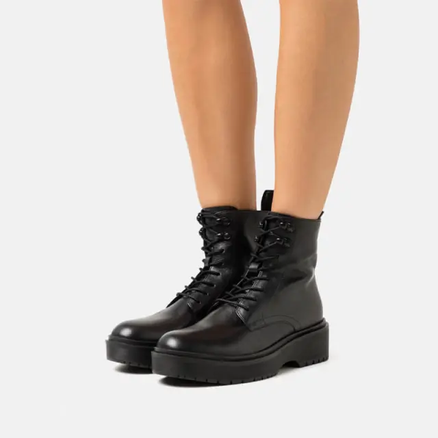 Δερμάτινο Αρβυλάκι Levi’s Bria 233648-794-559 Μαύρο - 38 2