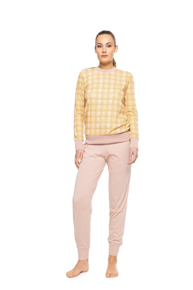 W1704 - Type - PYJAMA GOLD PLAID