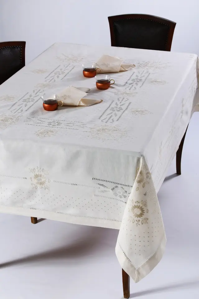 Χειροποίητο τραπεζομάντηλο JX57B (170cm x 270cm) μπέζ - -