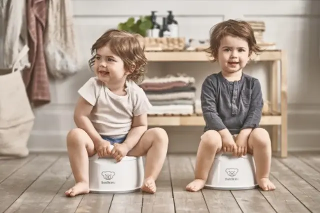 BABYBJÖRN Smart Potty White/Grey 7317680512215 3