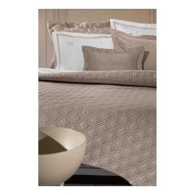 Σετ Κουβερλί King Size 3 Τεμαχίων Guy Laroche Honour Taupe 240x250 3