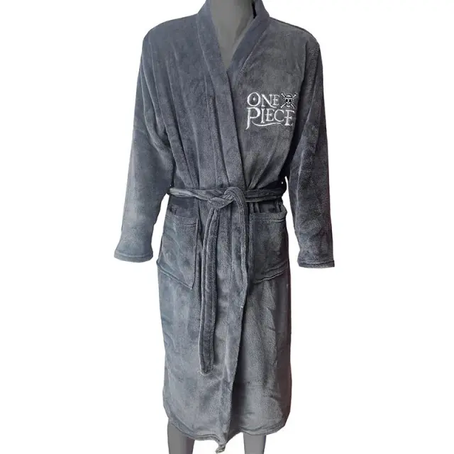 Μπουρνουζι One Piece Logo and pirate badge black robe size (Extra Large) 3