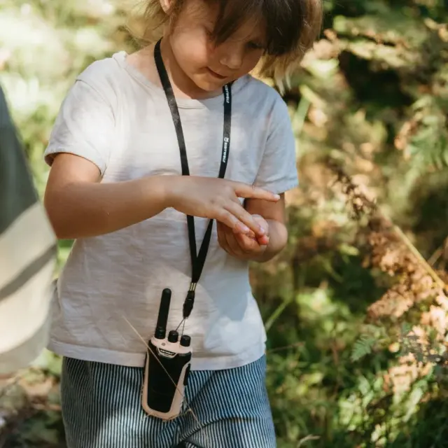 KIDYWOLF KIDYTALK Σετ 2 Επαναφορτιζόμενα Walkie Talkies με Εμβέλεια έως 6 χλμ. & Φακό Γαλάζιο/Μπεζ (5+ ετών) 181597 3