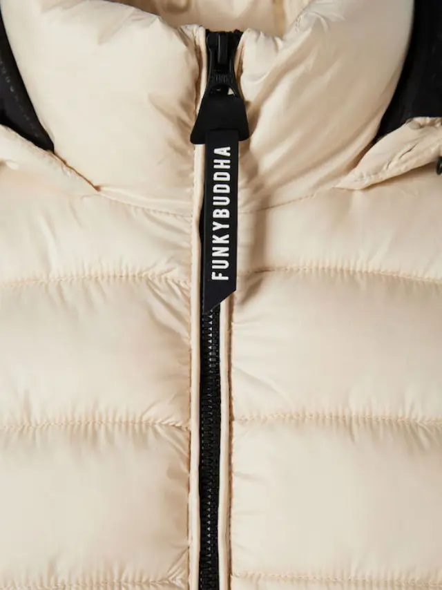 Funky Buddha Puffer White FBL008-106-01 - XL 2