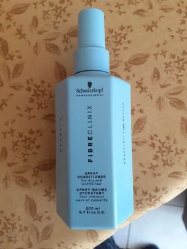 Schwarzkopf Professional Fibre Clinix Hydrate Spray Conditioner 200ml
