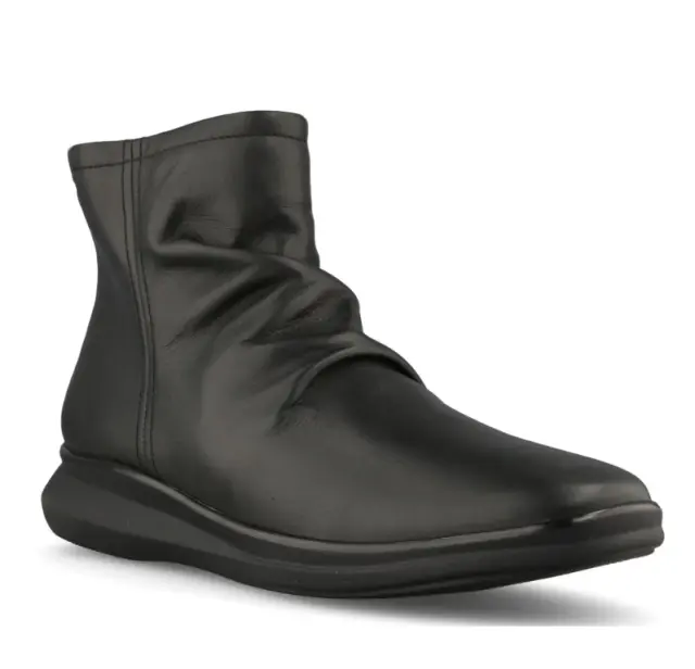 Clarks Lynell Park γυναικεία δερμάτινα μποτάκια 26327501-1 2