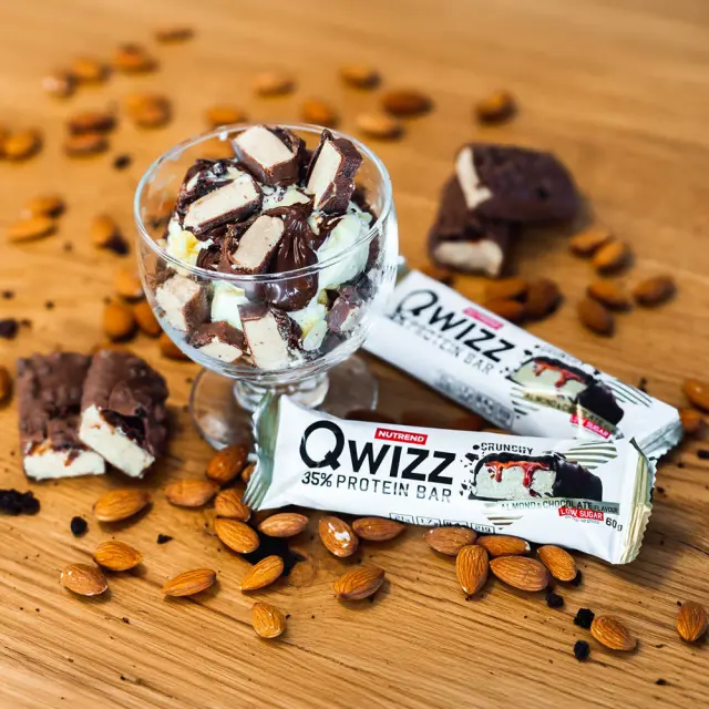 Nutrend Qwizz Protein Bar Cookies & Cream, 1 Bar 3