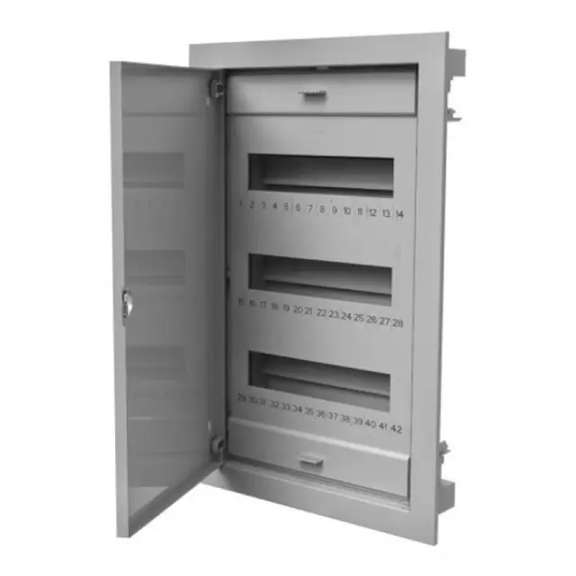 Consumer unit 42v z/a with met. door C.1536 Pawbol