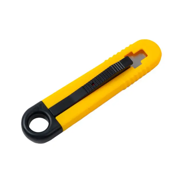Knife auto-retract