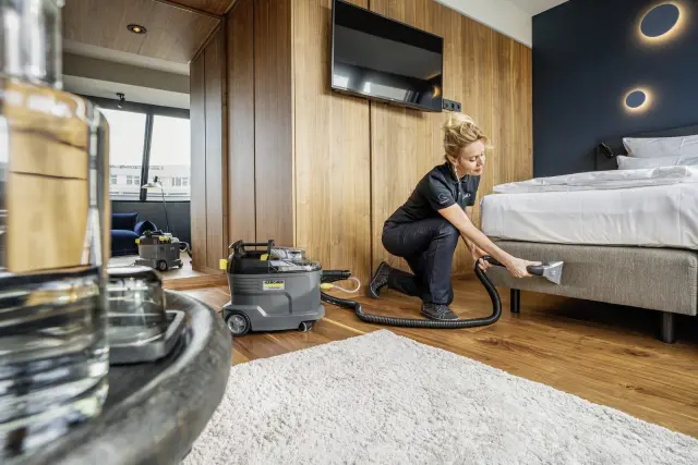 Karcher Puzzi 8/1 Facelift Σκούπα Υγρών / Στερεών 1200W με Πλαστικό Κάδο 8lt 3