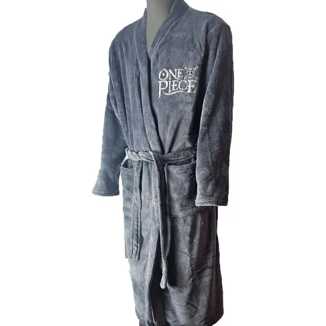 Μπουρνουζι One Piece Logo and pirate badge black robe size (Extra Large) 2