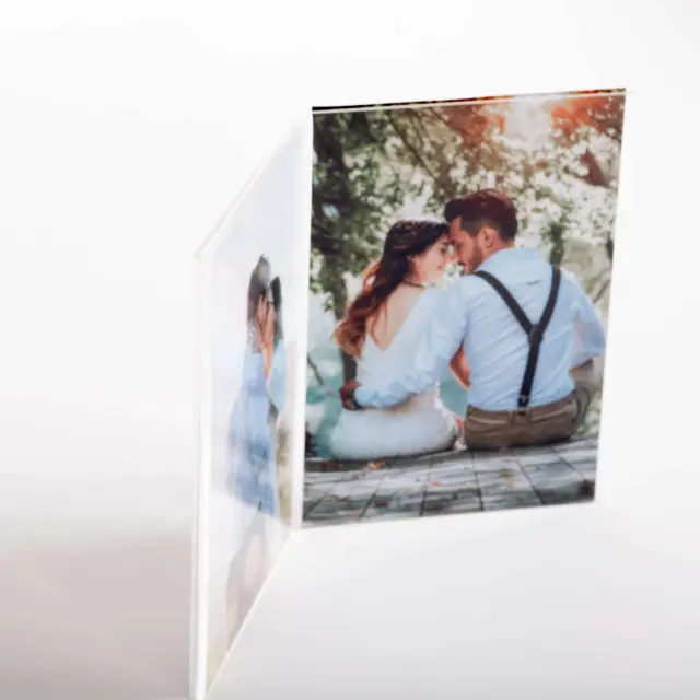 κορνίζα plexiglass ακρυλική διπλή επιτραπέζια για 2 φωτογραφιες 10x15cm κάθετες 2