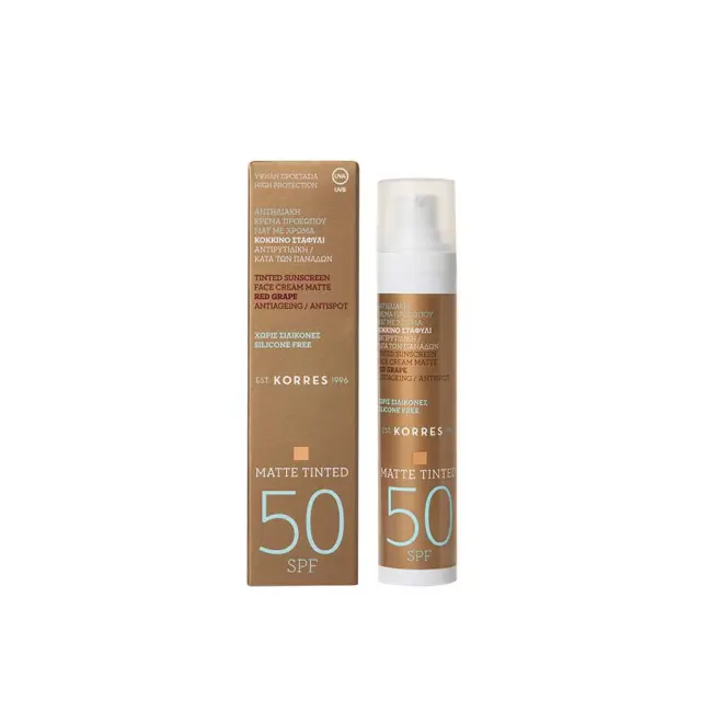 ΚΟΡΡΕΣ Antispot Matte Tinted SPF 50 - Αντηλιακό Προσώπου Κόκκινο Σταφύλι Για Ματ Αποτέλεσμα Με Χρώμα 50ml