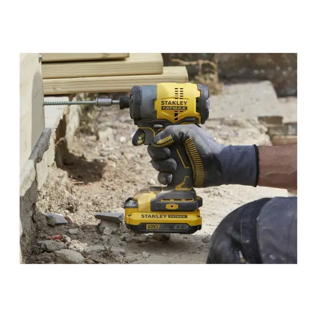 Stanley SFMCK461M2T-QW - Σετ με 2 τεμ. δραπανοκατσάβιδο κρουστικό και παλμικό κατσαβίδι 2μπαταρίες V20-18v 4AH και ταχυφορτιστή σε εργαλειοθήκη TSTAK 2