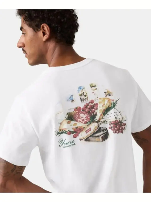RELAXED FIT SHORT-SLEEVE GRAPHIC T-SHIRT - L