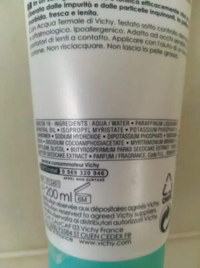 Vichy | Purete Thermale 3 in 1 Cleanser | Ντεμακιγιάζ και Καθαρισμός Προσώπου με μία Κίνηση 3 σε 1 | 200ml 2