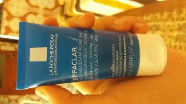 La Roche Posay Effaclar Duo+ Ενυδατικό & Ρυθμιστικό Gel Προσώπου Ημέρας με SPF30 κατά των Ατελειών & της Ακμής με Νιασιναμίδη 40ml