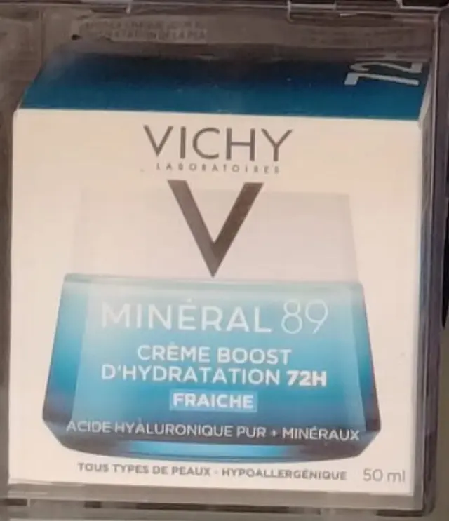 Vichy Mineral 89 72h Moisture Boosting Cream Light Ενυδατική Κρέμα Προσώπου με Υαλουρονικό Οξύ Ελαφριάς Υφής, 50ml