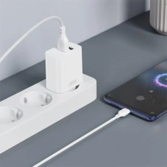 Universal φορτιστής με 2 εξόδους USB-A, 12W σε λευκό χρώμα 3