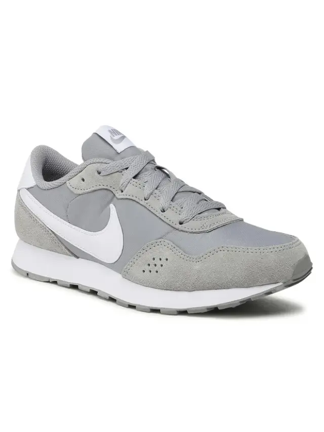Nike MD Valiant CN8558-001 - 38 2