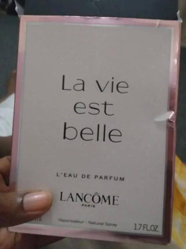 La Vie Est Belle Eau De Parfum Spray Refillable