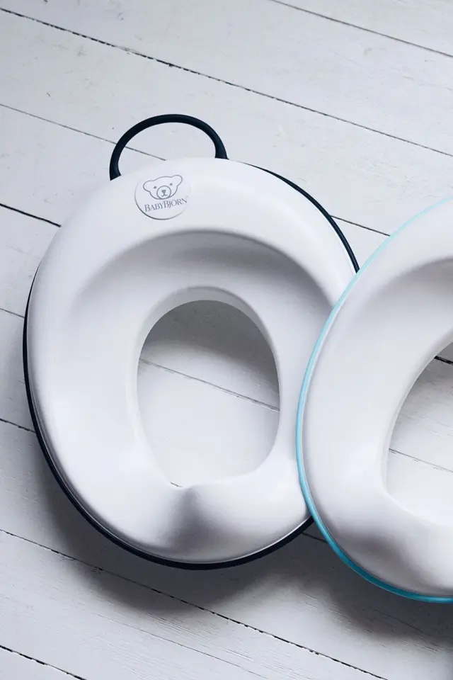 BabyBjorn Κάθισμα Τουαλέτας White - Black 7317680580283 2