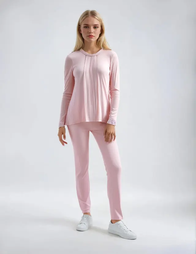 W773 - Type - PYJAMA PINK LOVE