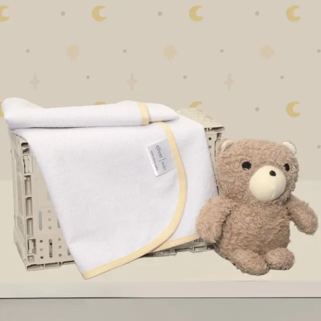 Σελτεδάκι 50x70cm 300gr/sm Με Μπεζ Ρέλι – Oliver Baby